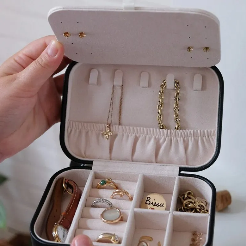 Les Bijoux|Les Accessoires<Maison Scarlett Boîte à Bijoux de Voyage Brigitte Cuir Noir,