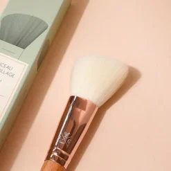 Les Accessoires<Bachca Pinceau blush biseauté N°102,