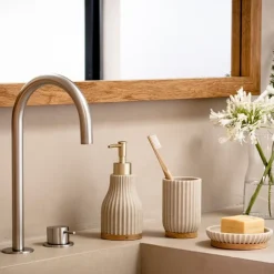 Coin Lavabo<Andrea House Pompe à Savon,