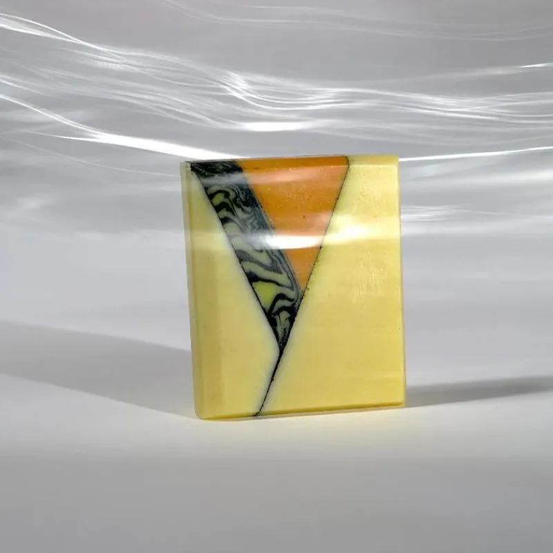 Les Soins<baba Savon Sélénite,