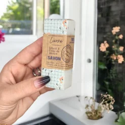 Les Soins<mas du roseau Savonnette infusée au Lierre,